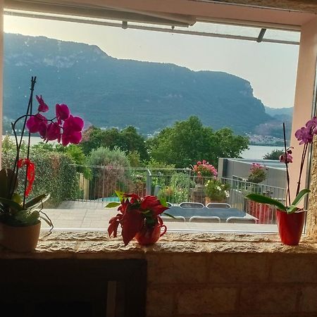 Le Rose Sul Lago Pescate Εξωτερικό φωτογραφία